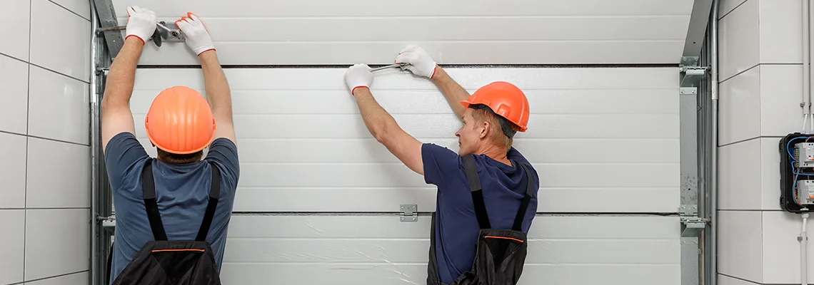 Driveway Garage Door Local Technicians in Glen Ellyn, Illinois